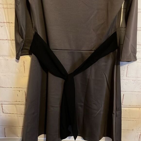 Tamsy Solid Grey Midi Drop Waist Long Sleeve Dress M - Picture 11 of 14